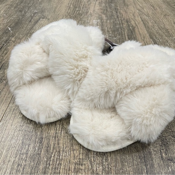 Stars Above Faux Fur Slippers Cross Slip On Soft Furry Teddy Comfy Cozy - Picture 7 of 12